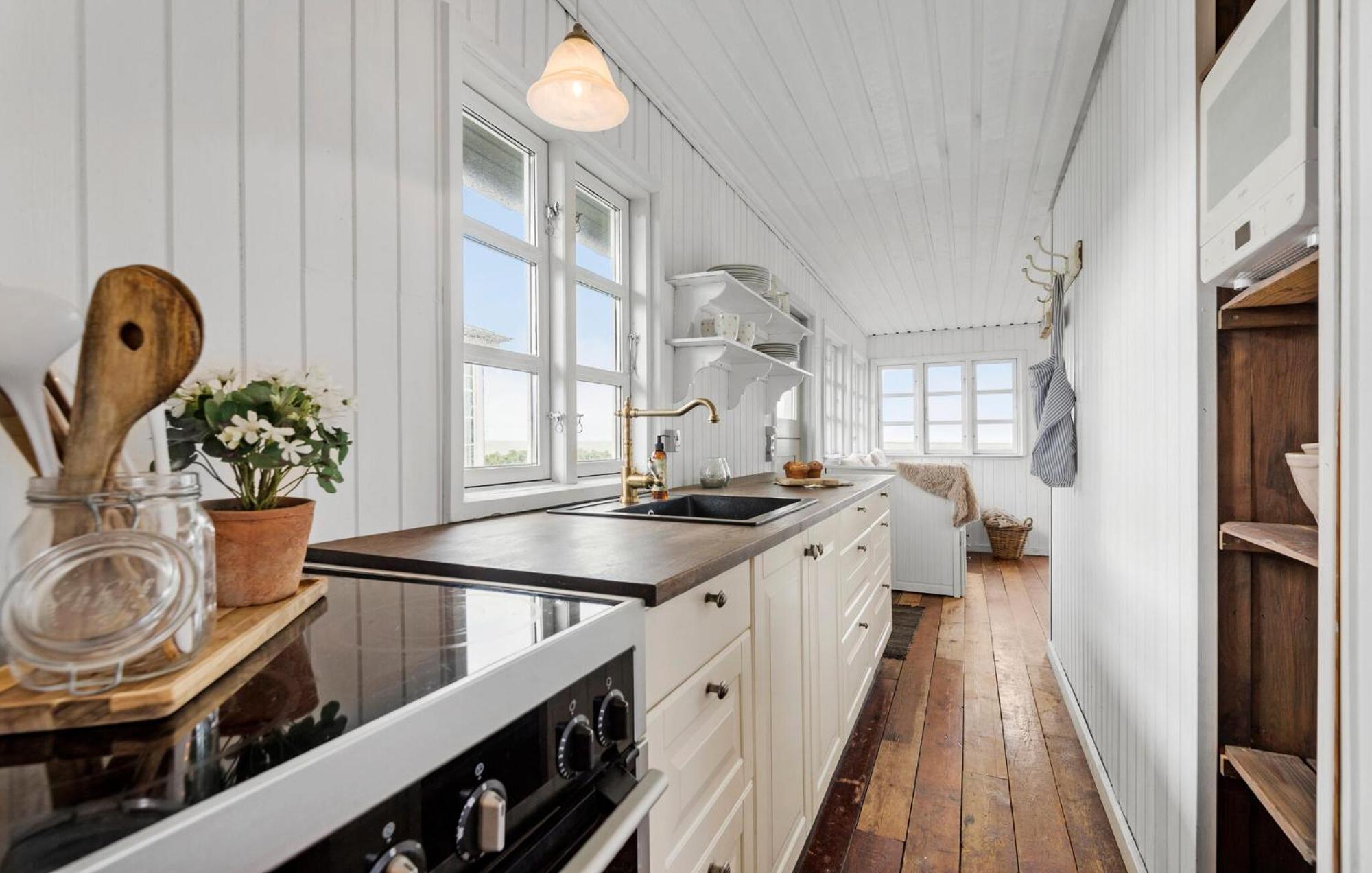 Gorgeous Home In Esbjerg V With Kitchen Exterior photo